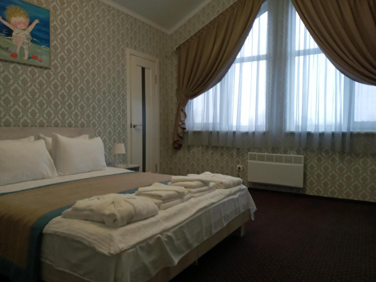 Hotel And Restaurant Complex Lubokray Переяслав-Хмельницький Екстер'єр фото